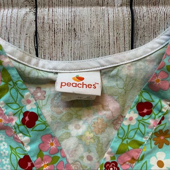 ▪️Spring Scrub Top▪️ - Picture 3 of 5